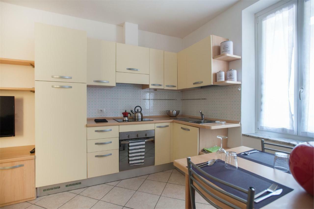 Residenza Picalof Apartment Torbole Sul Garda Exterior foto