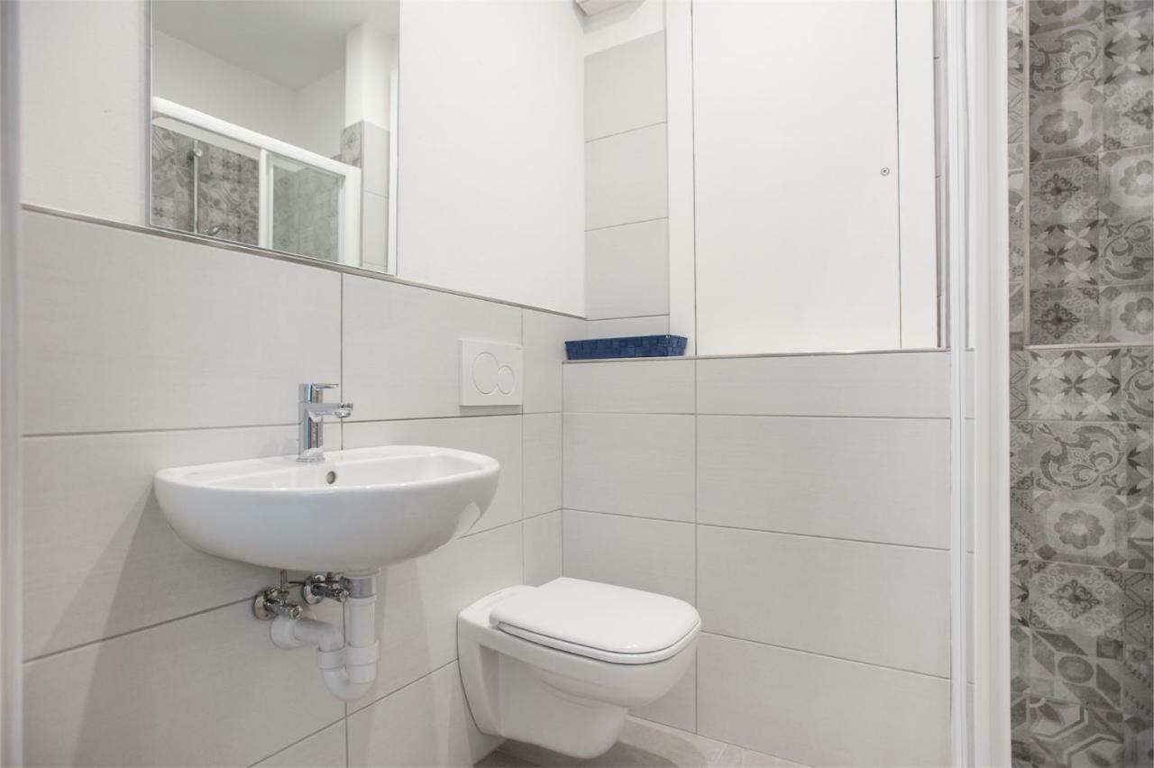 Residenza Picalof Apartment Torbole Sul Garda Exterior foto
